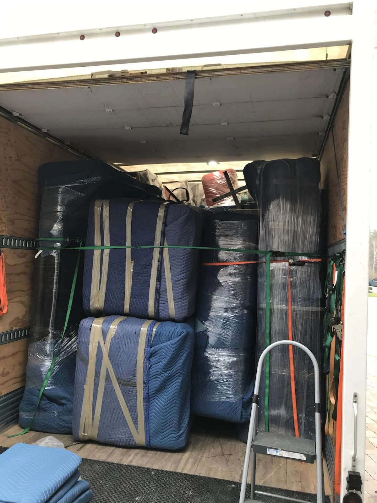 Professional Movers in  Guelph